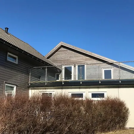 Bausje , Borhaug Lejlighed *