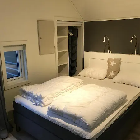 Bausje , Borhaug * Farsund