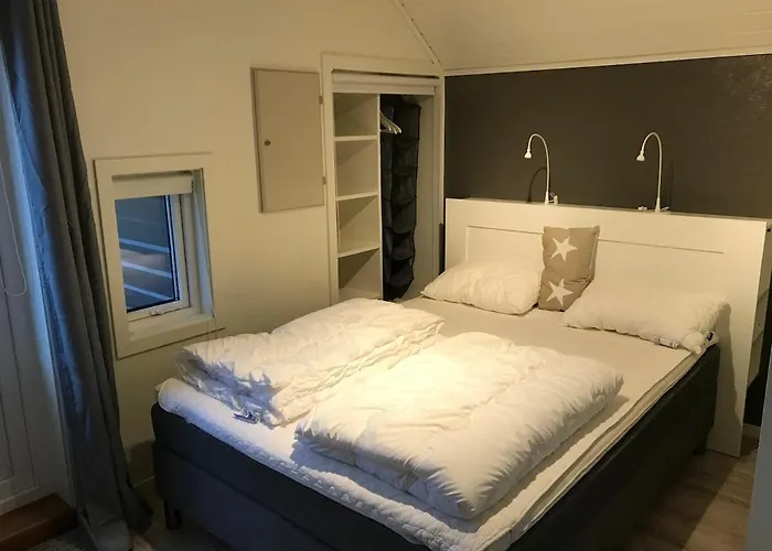 Bausje , Borhaug * Farsund