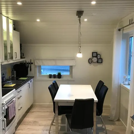 Bausje , Borhaug Apartmán Farsund